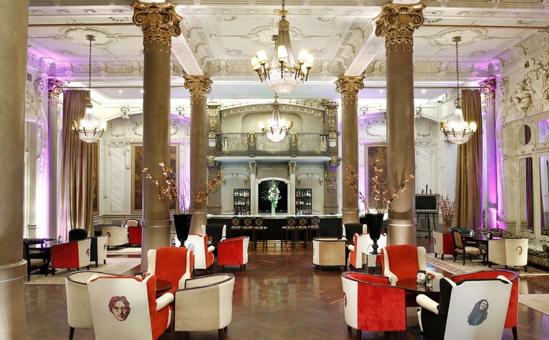 Beautiful Hotel Lobby Chandeliers To Inspire You Swiss luxury